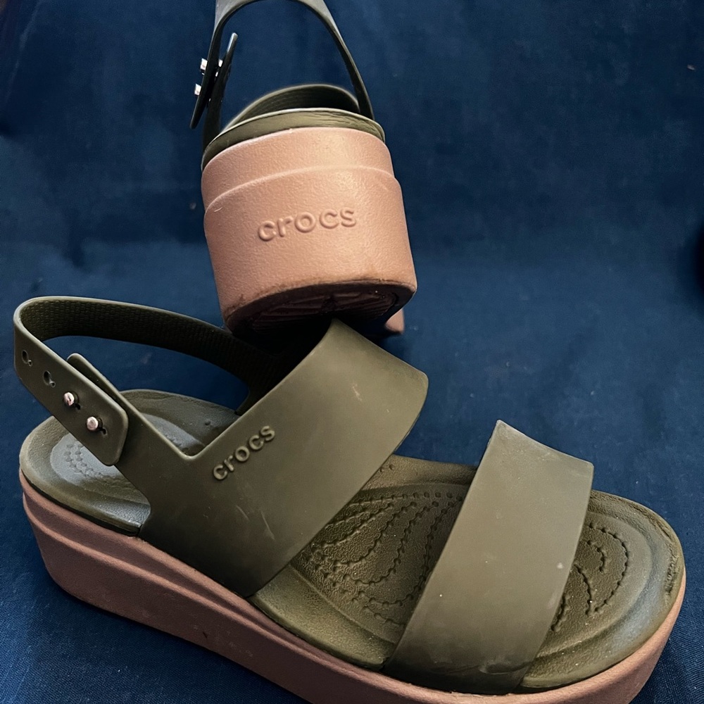 Crocs Women's Olive Green Platform Sandals